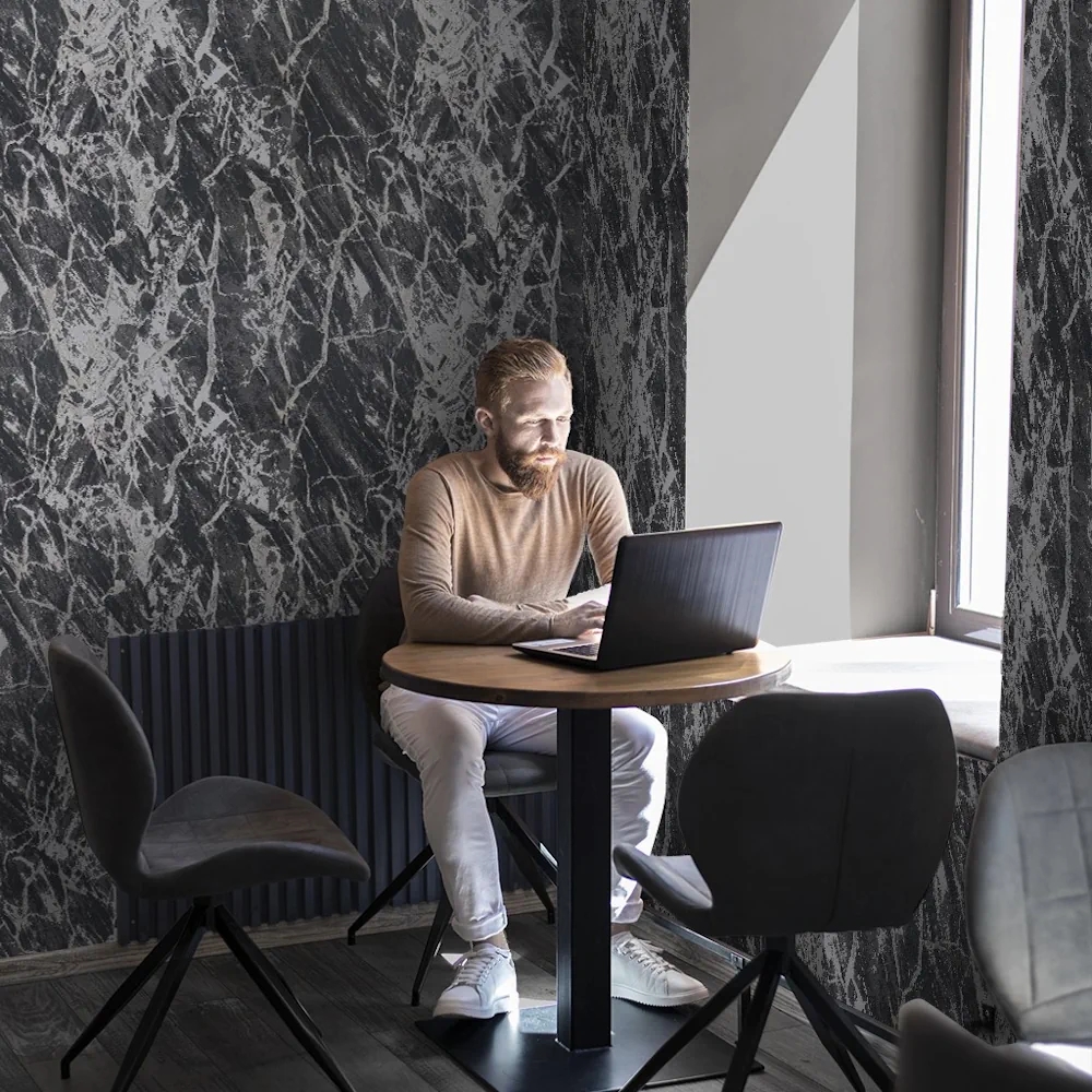 طرح اسلب کاغذ دیواری و استفاده در اتاق کار در رنگی بندی مشکی و طوسی