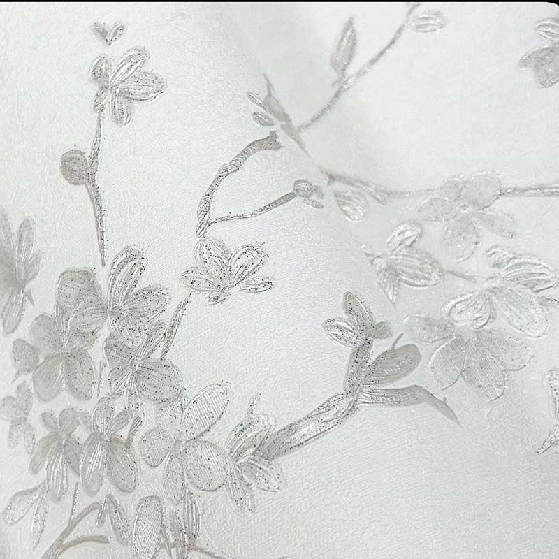 کاغذ دیواری گلدار با رنگبندی خنثی قابل استفاده در فضای پذیرایی و اتاق والدین